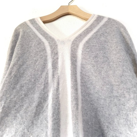 Vince Gray and Cream V-Neck Sweater - Picture 9 of 12